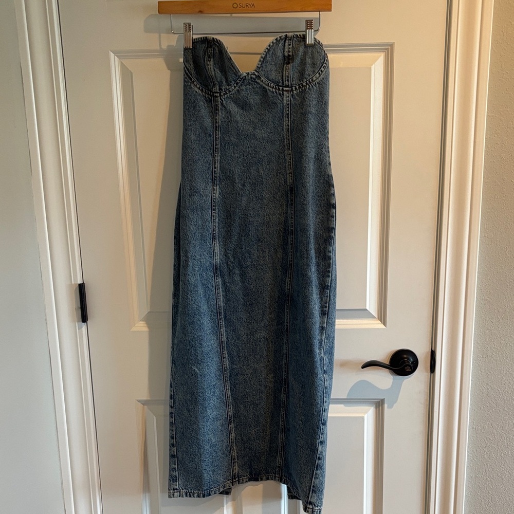 Urban Outfitter- Lioness Blue Denim Dress